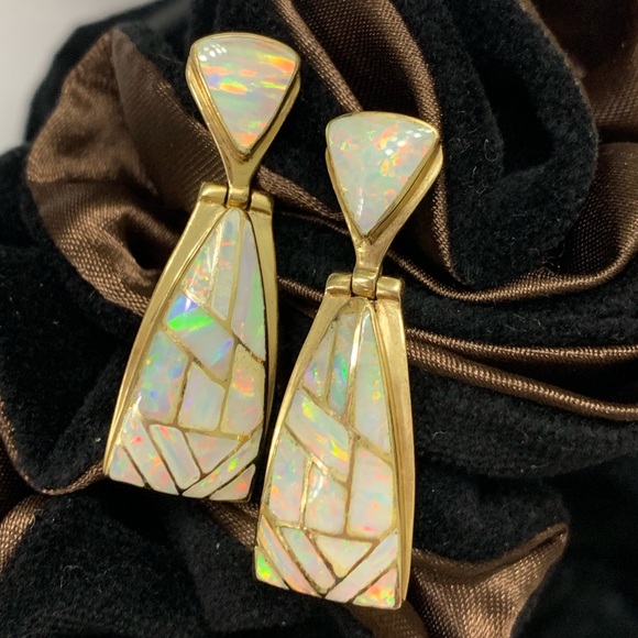 Jewelry - 14K Gold and Opal Modern Earrings
